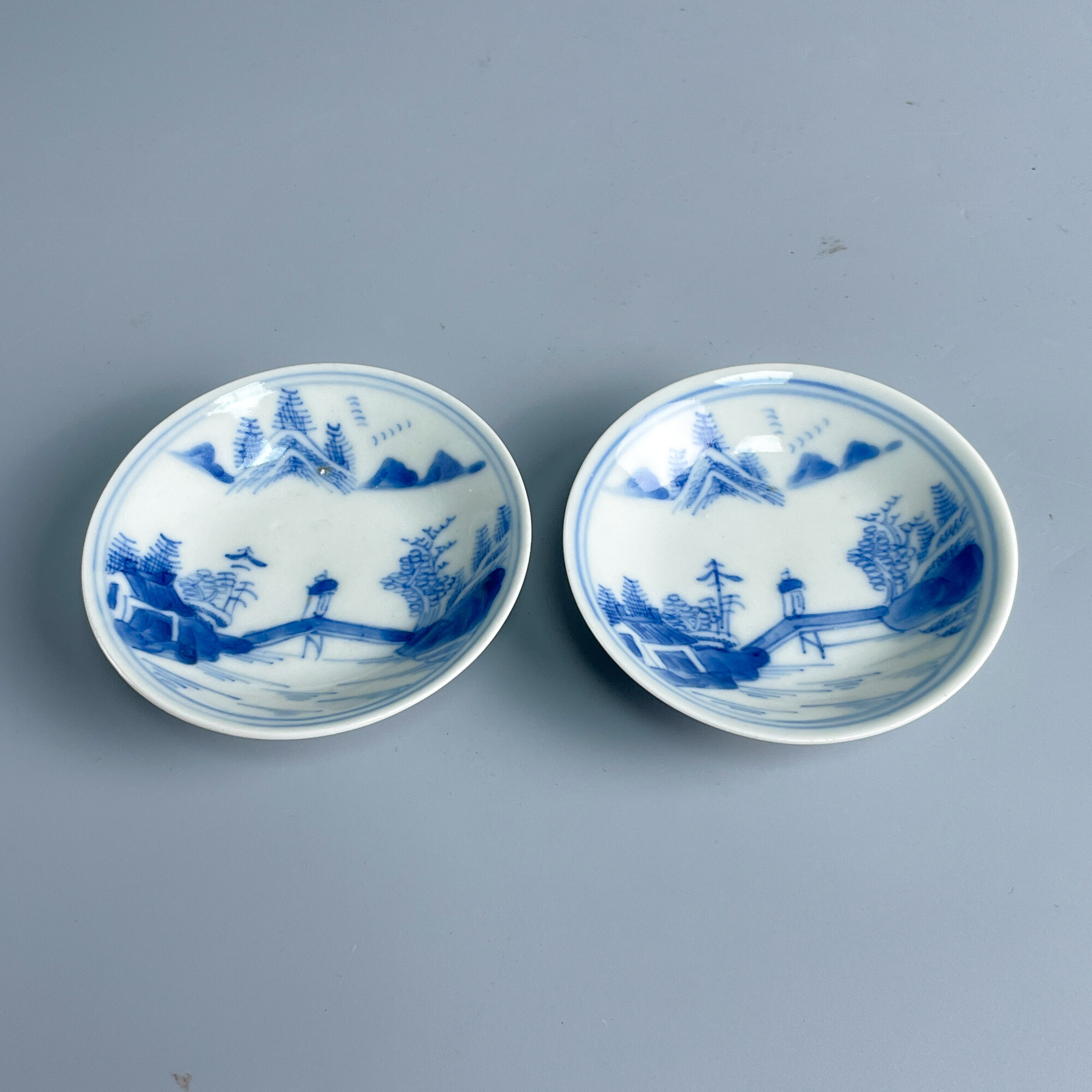 清道光青花山水人物小碟（一对）M25CL001D89