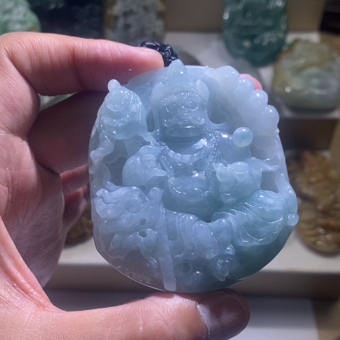 【闪购商品】翡翠颈饰未镶嵌黄财神