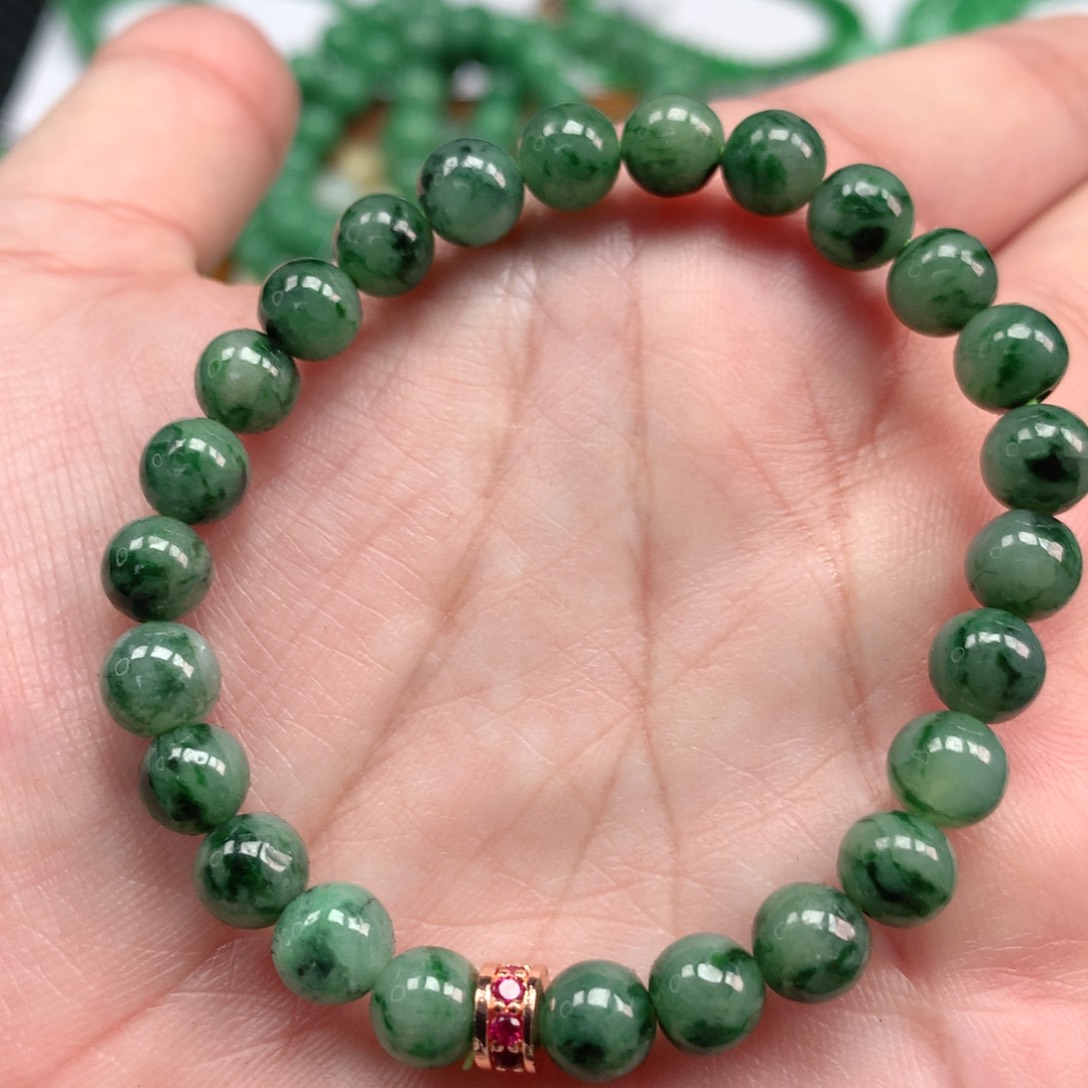 翡翠手链未镶嵌翡翠