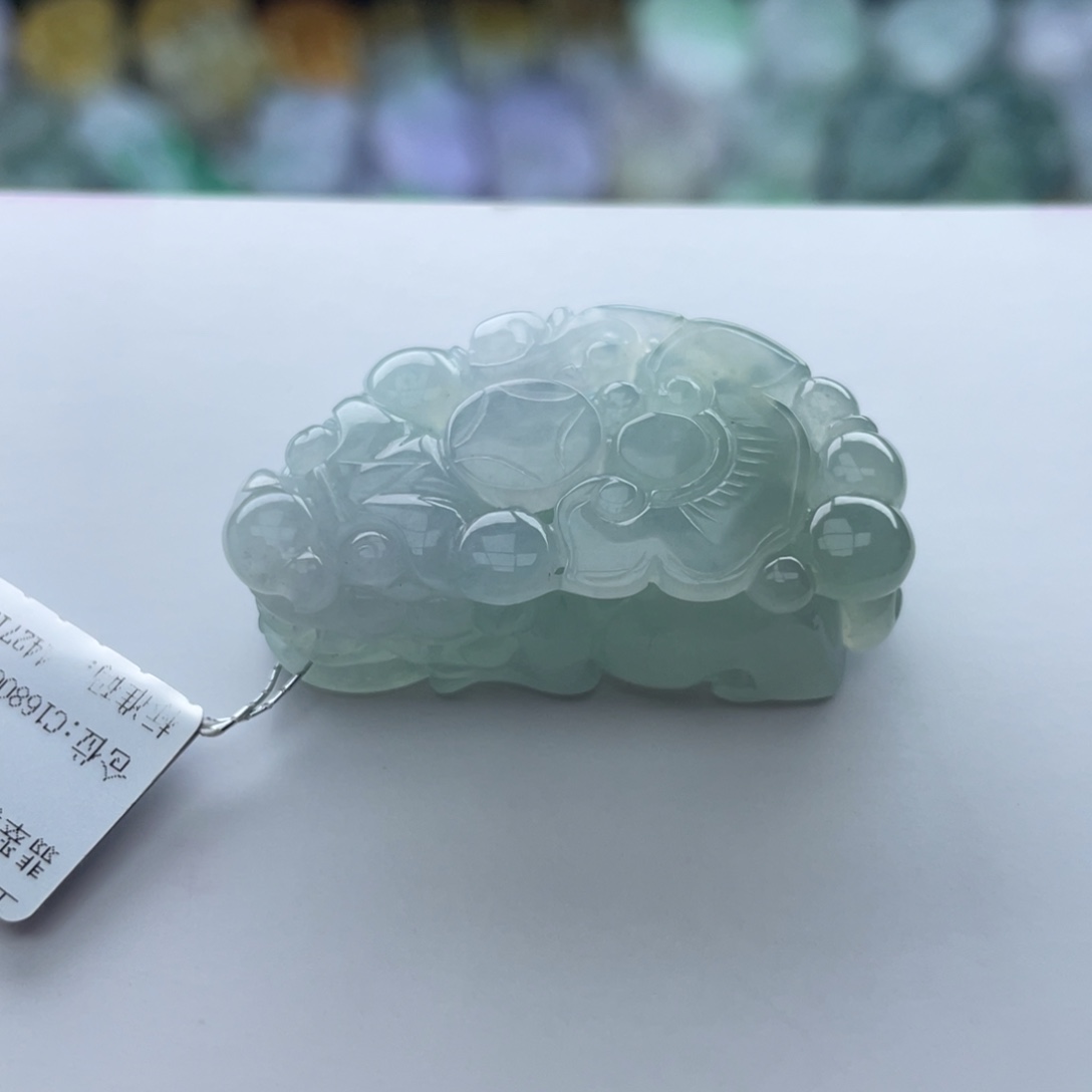 翡翠颈饰未镶嵌貔貅