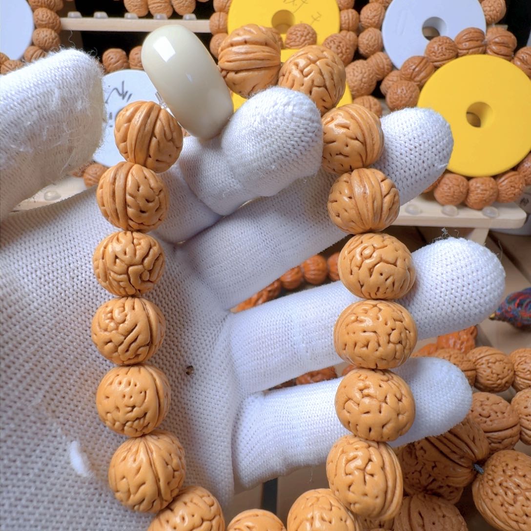 文玩桃核手串野生毛线