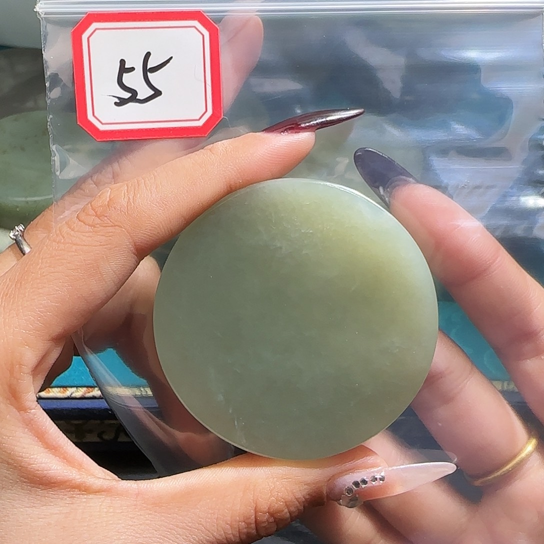 和田玉未镶嵌珠宝半成品