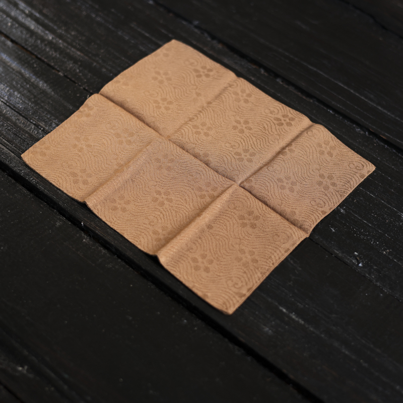 纳兰-<落花流水>咖色茶巾（老李062）