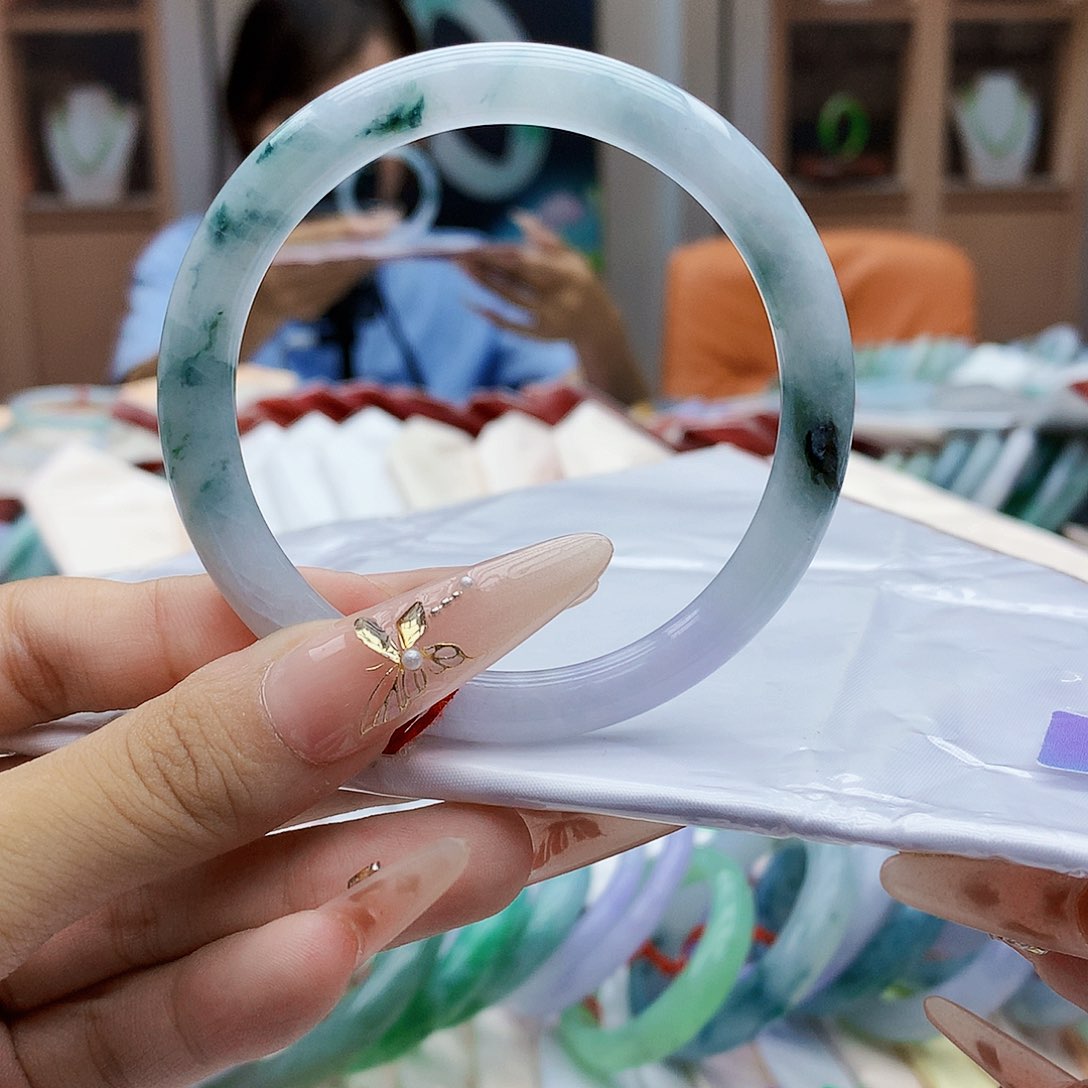 翡翠手镯未镶嵌h