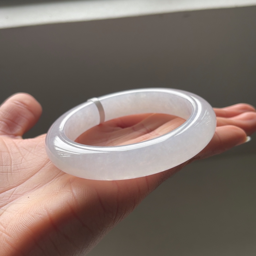 翡翠未镶嵌手镯54.8圈三天鉴赏期