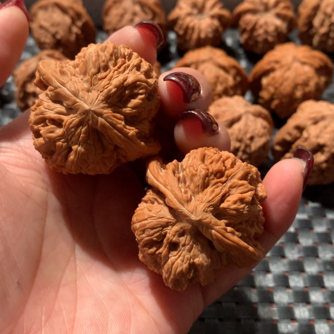 文玩核桃把件反油