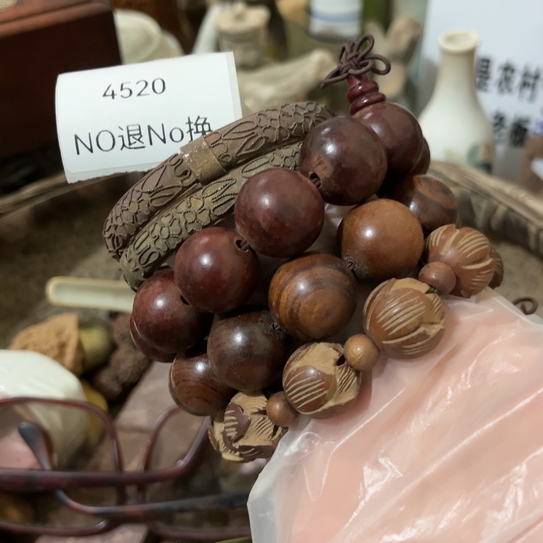 浅****老挝石4520号工艺品