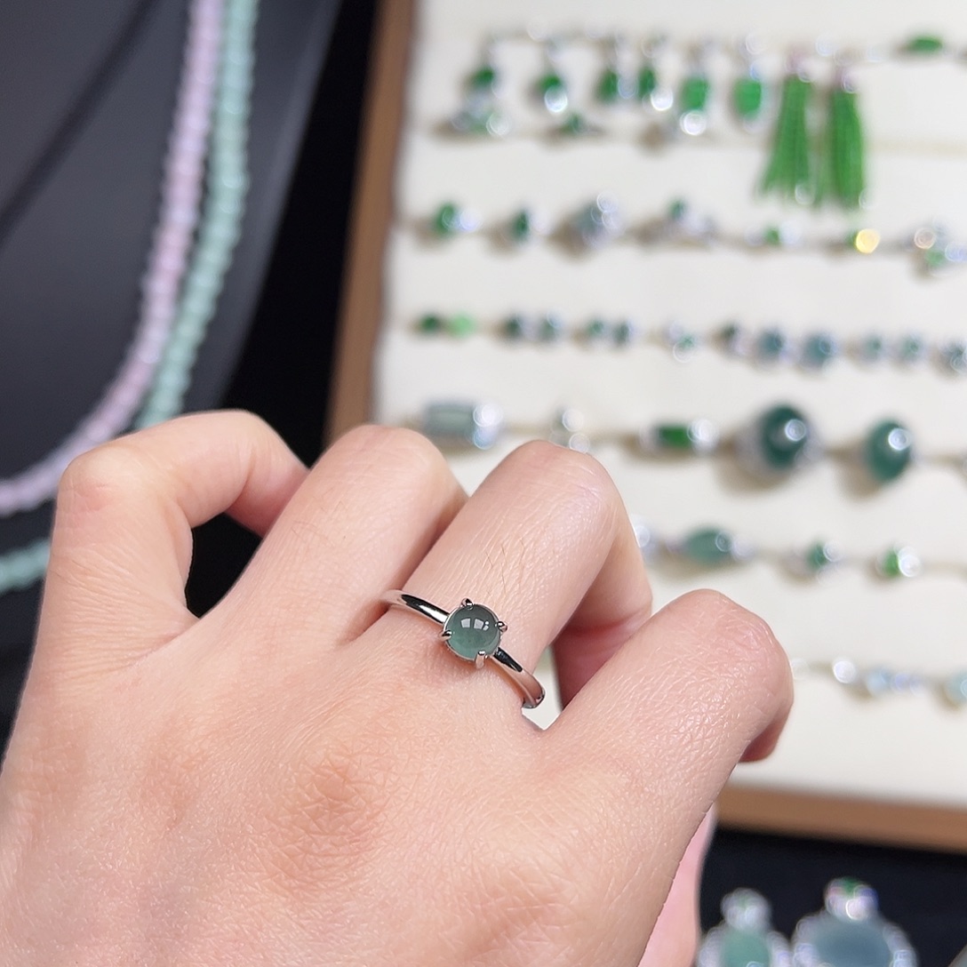 翡翠未镶嵌戒指天然