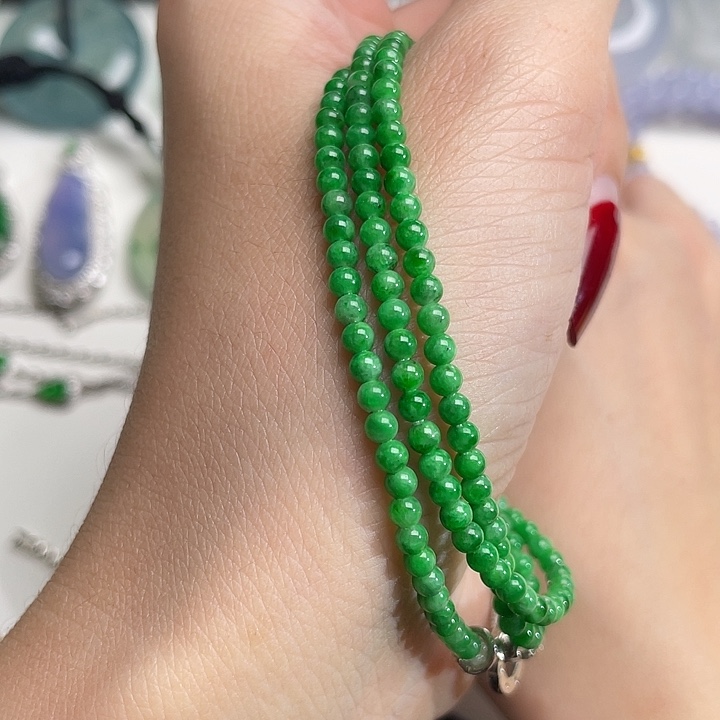 翡翠未镶嵌颈饰翡翠未镶嵌