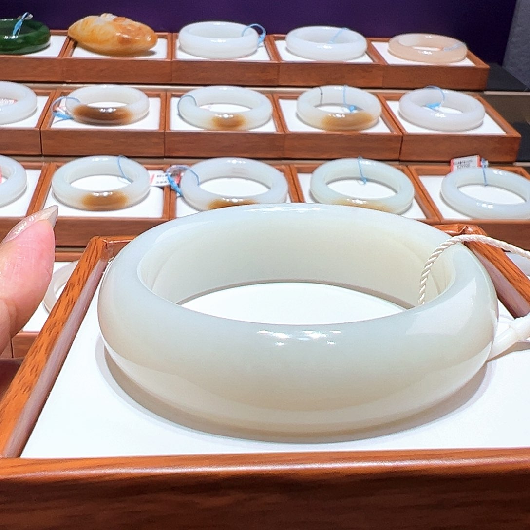 和田玉手镯56/57未镶嵌