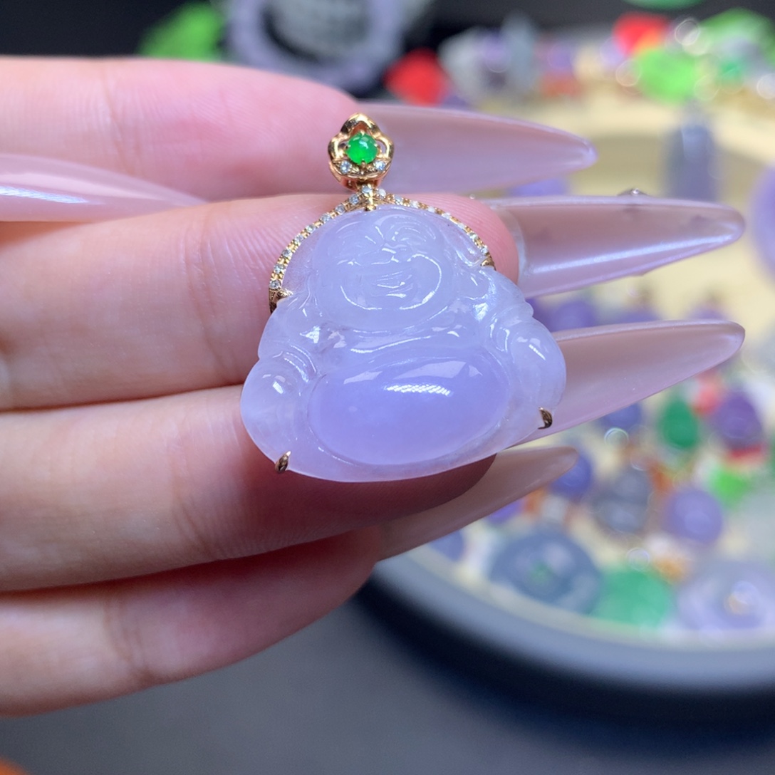 翡翠18K金镶嵌颈饰