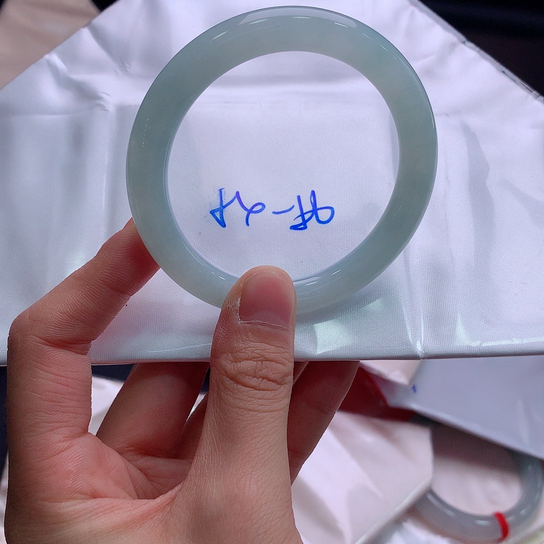 未镶嵌手镯翡翠翡翠