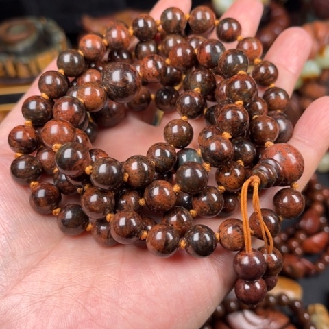 岫岩河磨玉（透闪石质玉）手链未镶嵌旋*度