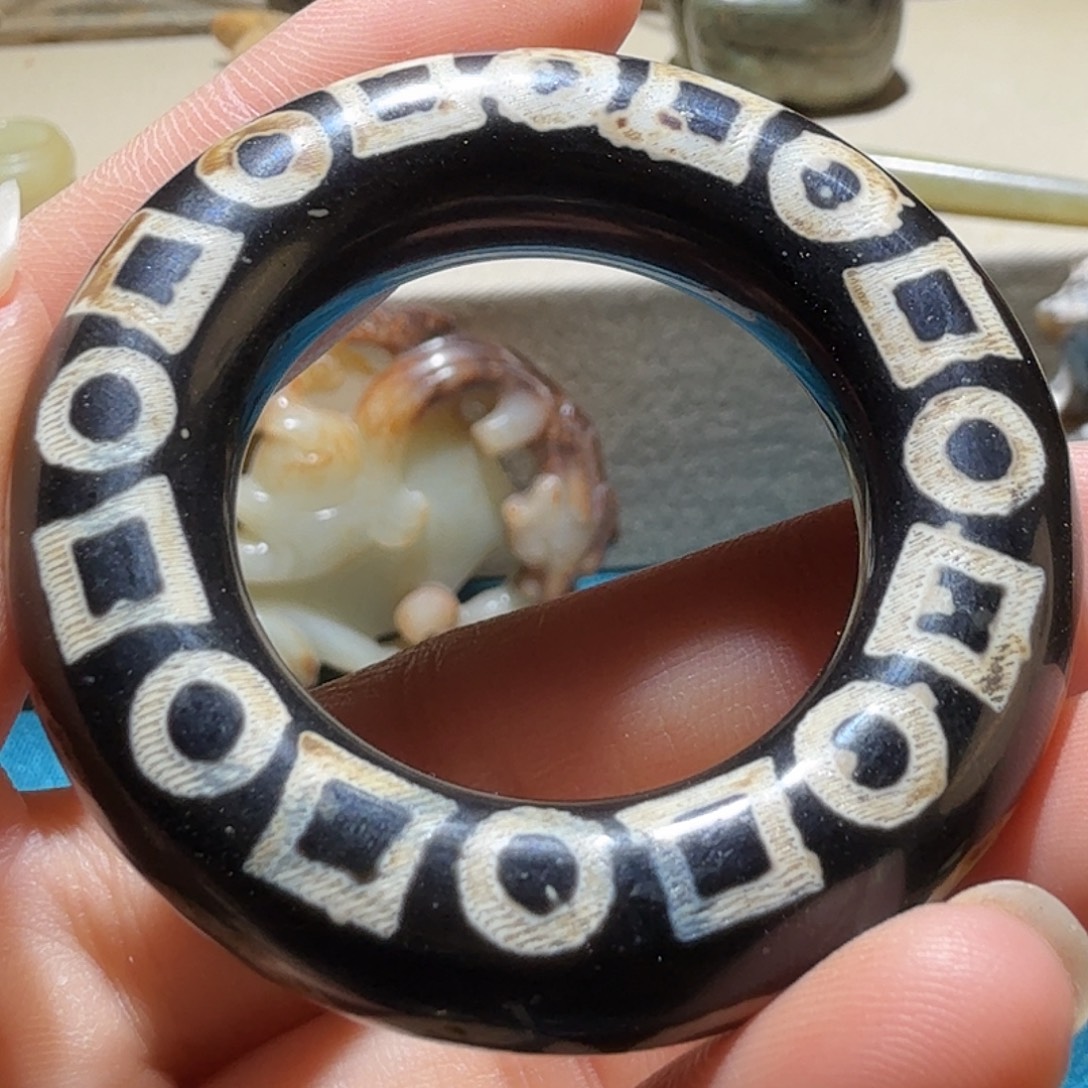 已***置玛瑙/玉髓未镶嵌笔搁