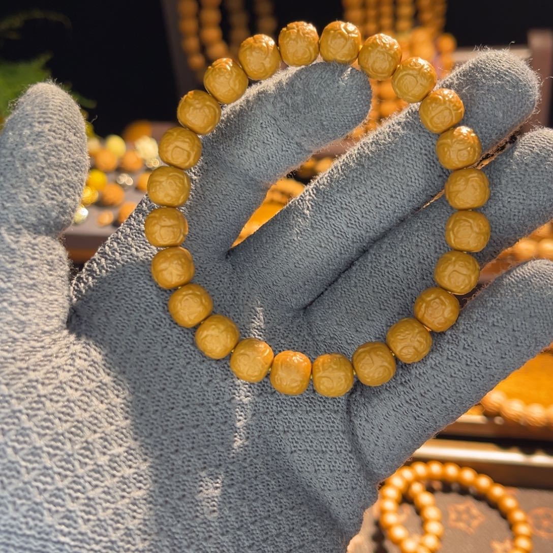 凡***心大叶紫檀（黑酸枝木类）