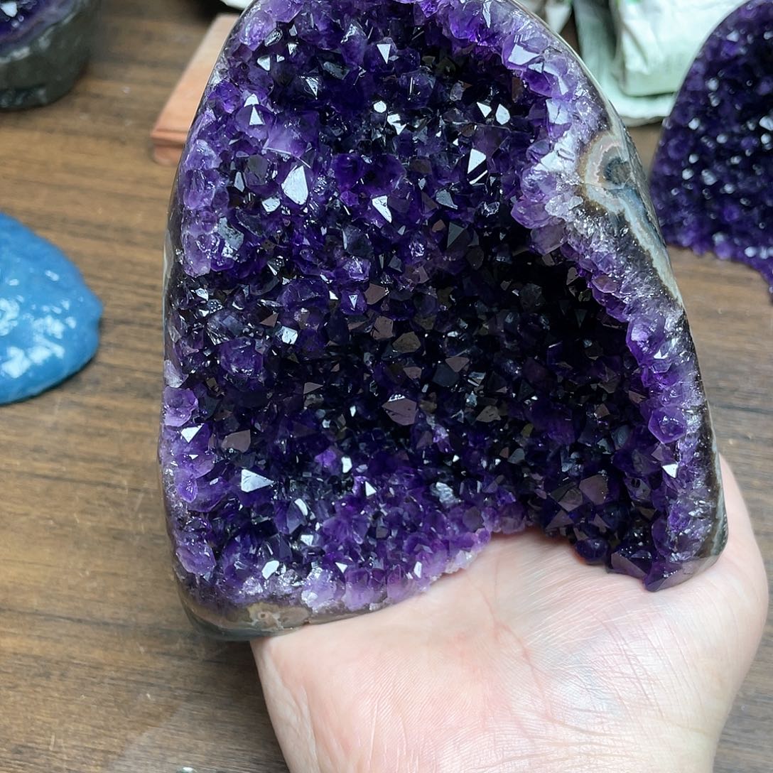 紫晶大型摆件（非配饰）未镶嵌