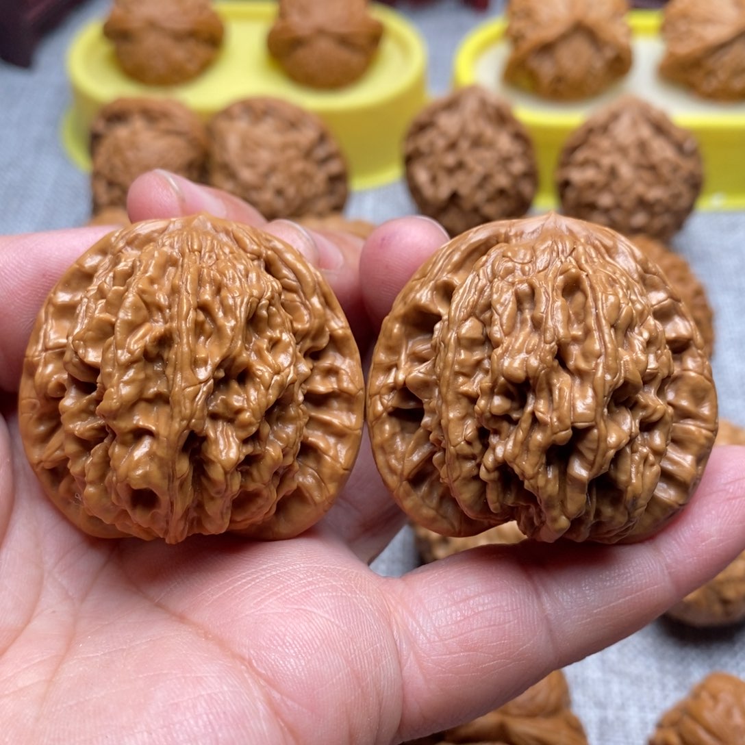 文玩核桃把件42粗筋麦穗虎头