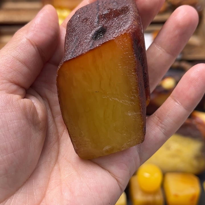 未镶嵌定制蜜蜡会****?蜜蜡定制