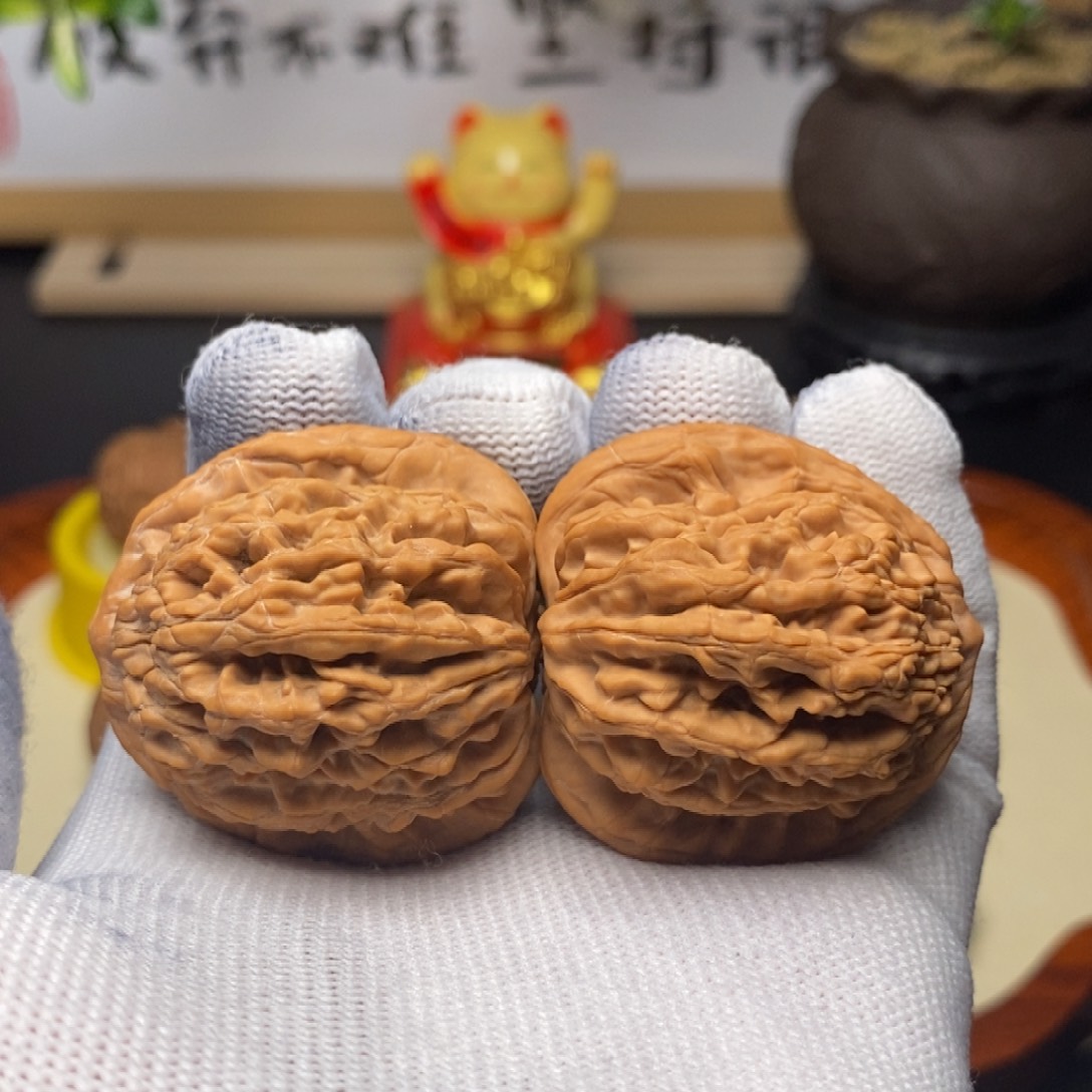 文玩核桃把件全品麦穗虎头40