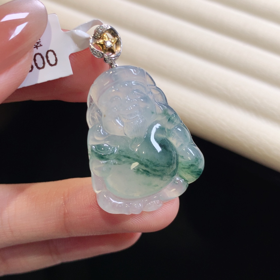 翡翠颈饰18K金镶嵌财神