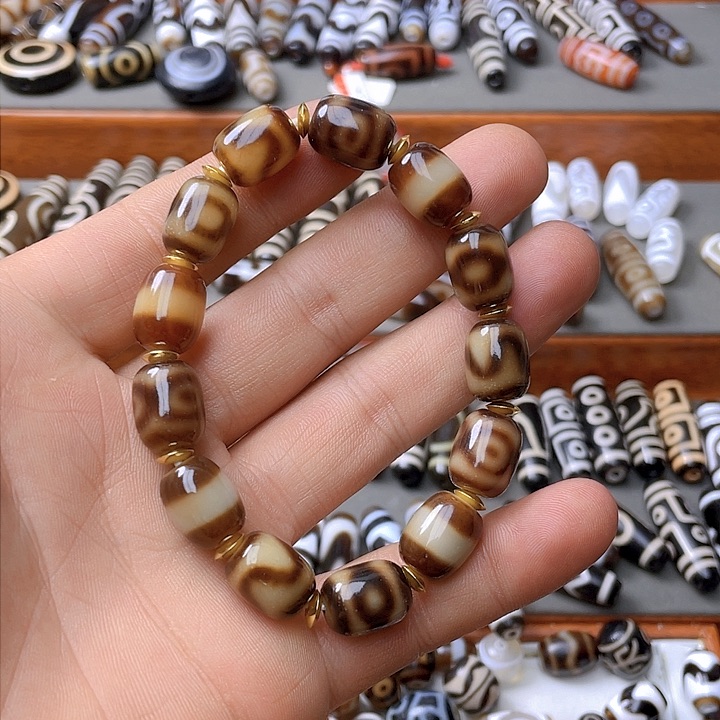 未镶嵌颈饰玛瑙/玉髓