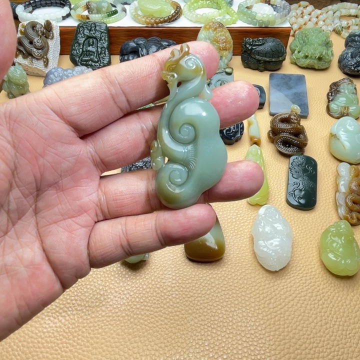 和田玉（糖玉）颈饰未镶嵌定制款