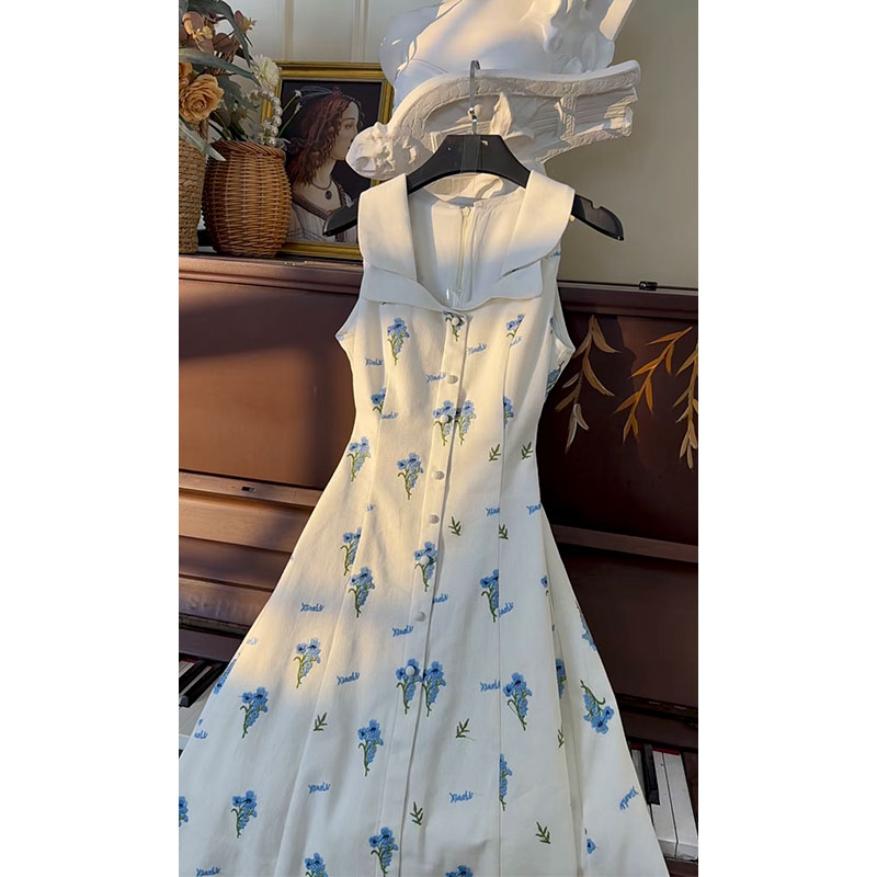 『白鹿』法式原创气质碎花设计感优雅收腰显瘦小众连衣裙433