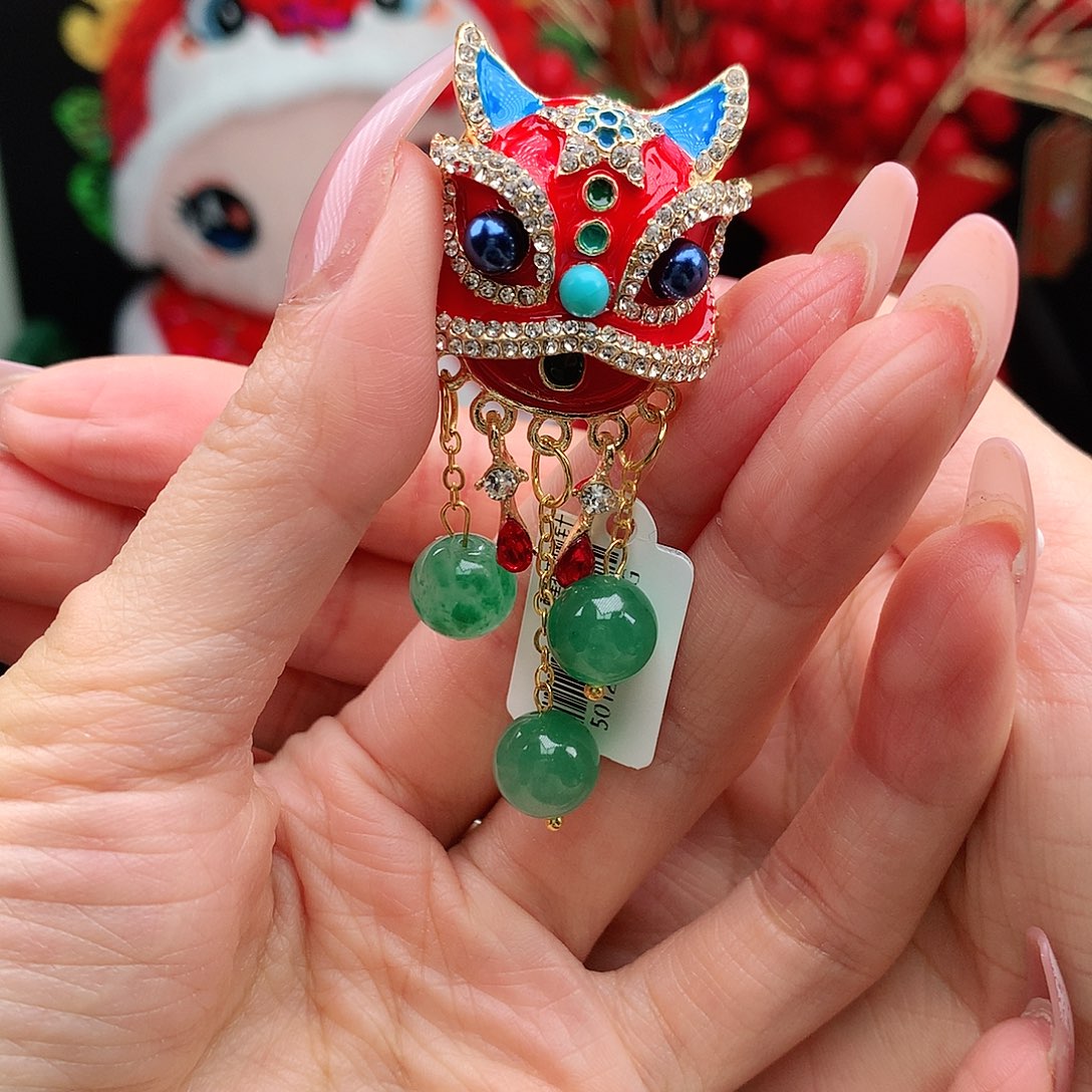 石英质玉胸针合金