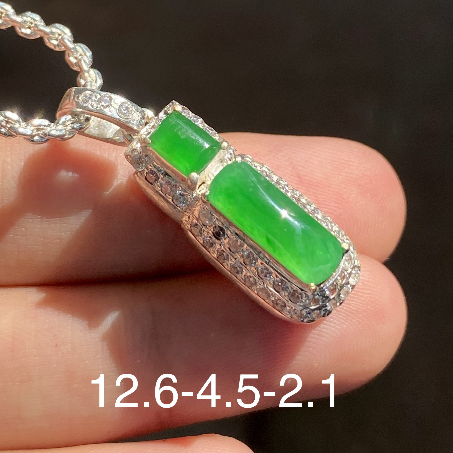 特！正冰阳绿无事牌吊坠！天然缅料翡翠可以定制镶嵌戒指吊坠