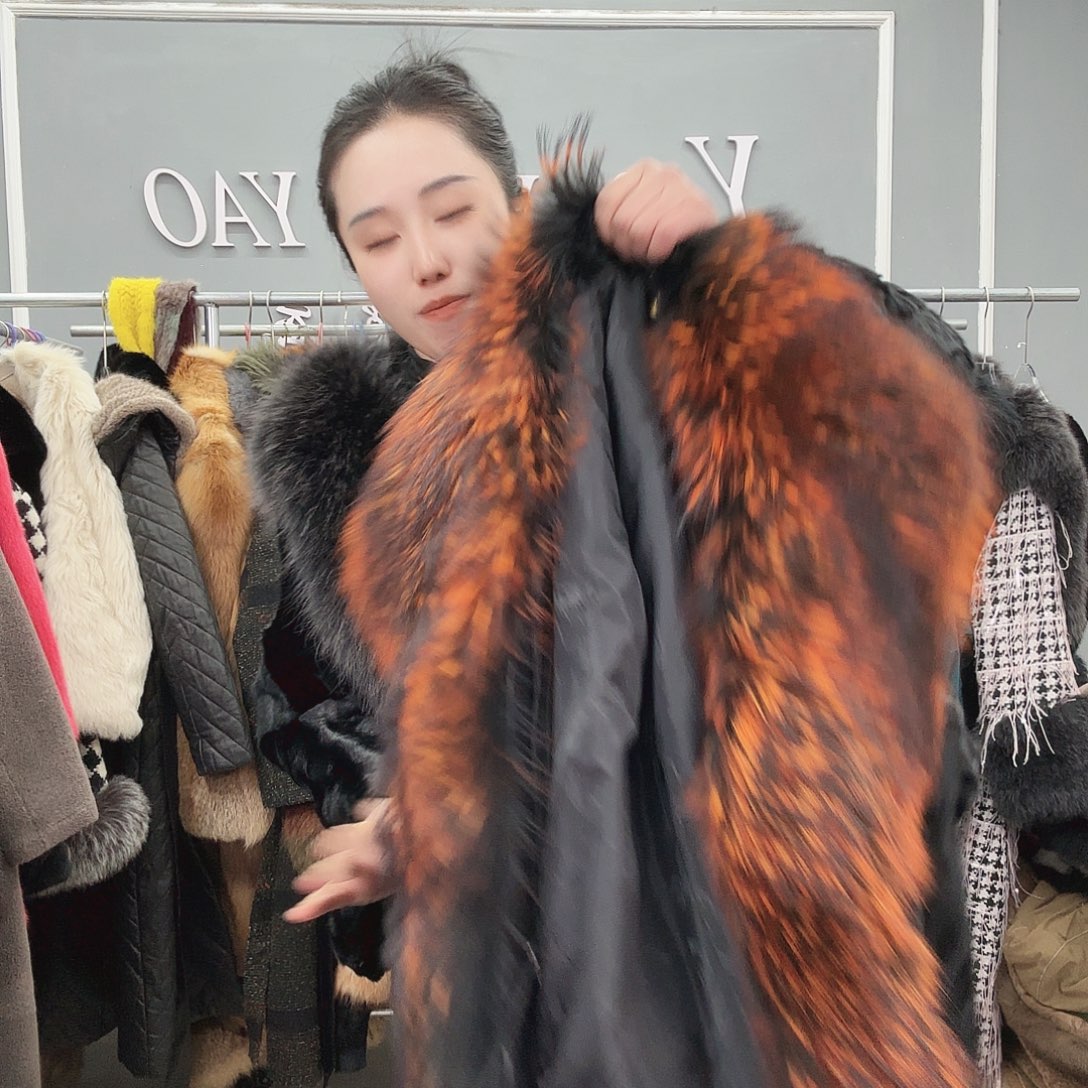 姚小妖家高端皮草