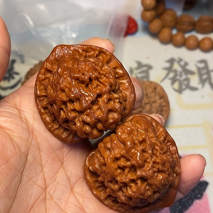 在***高把件文玩核桃官帽