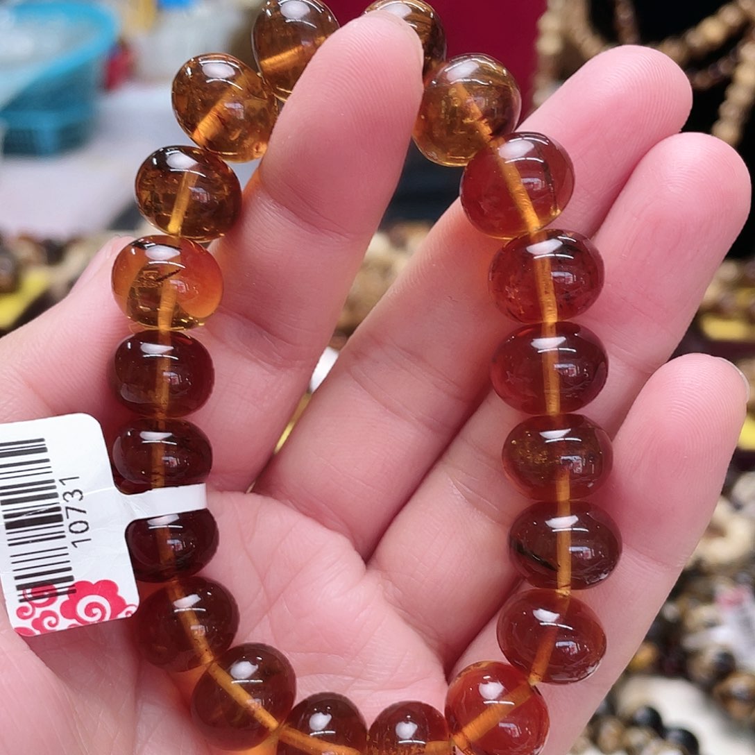 琥珀裸石未镶嵌十三10731