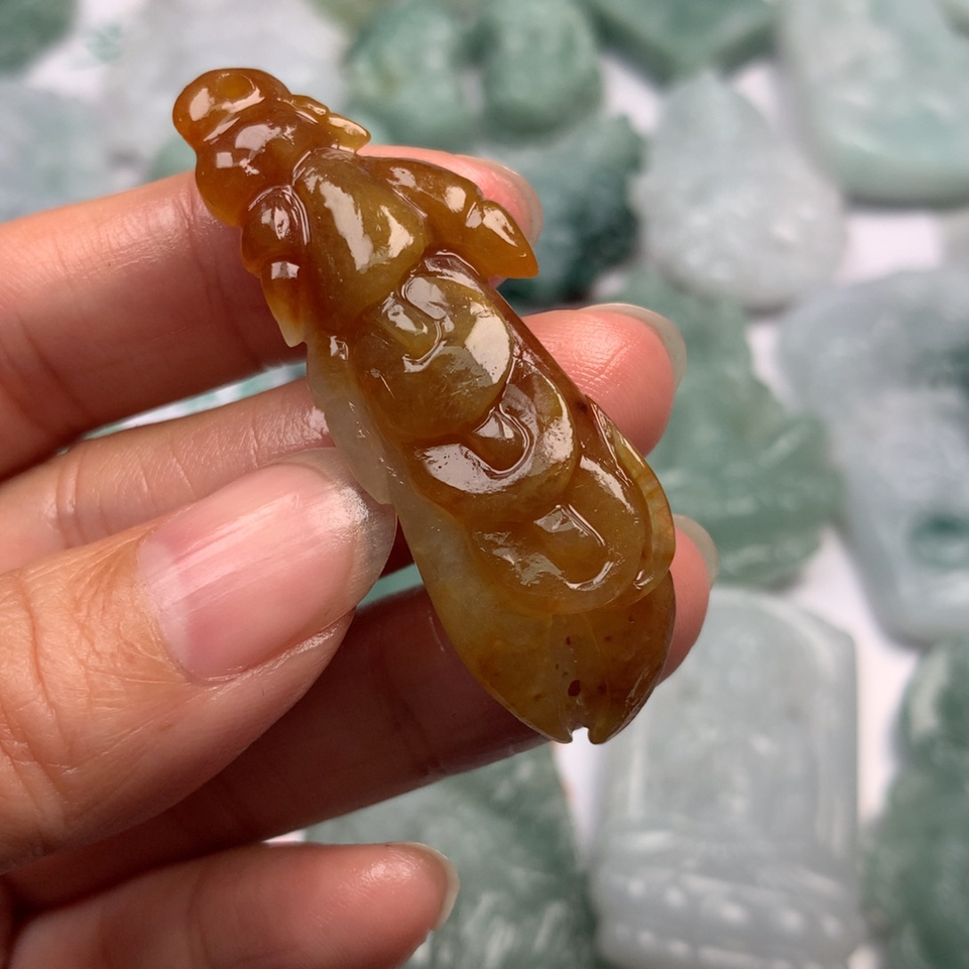 定制翡翠未镶嵌翡翠