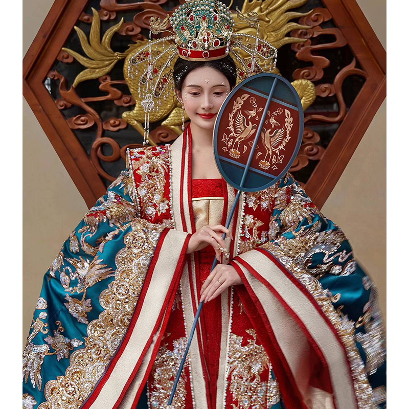 明制婚服秀禾服2025新款大婚凤冠霞帔拖尾中式嫁衣出阁敬酒服207