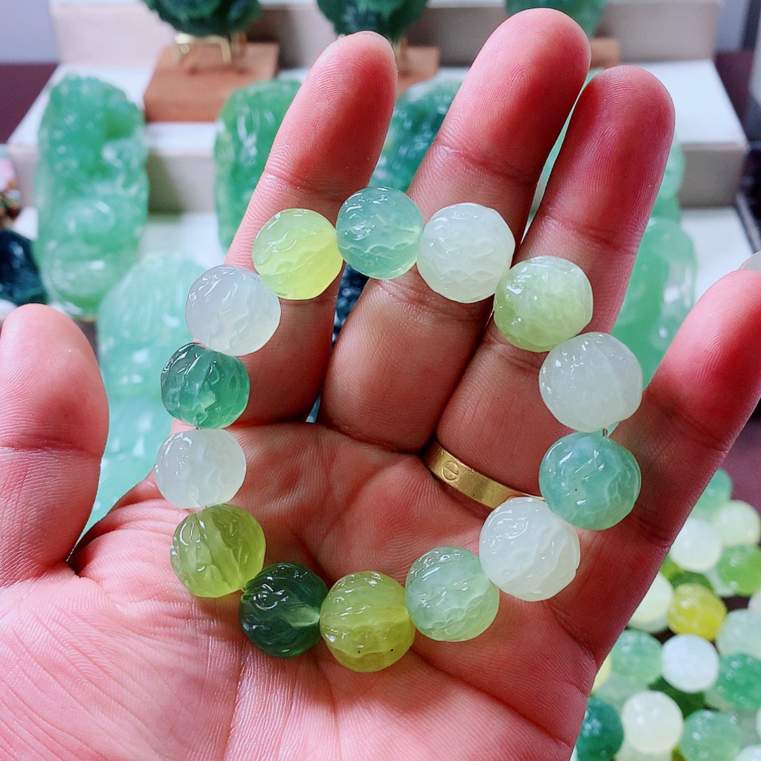 未镶嵌蛇纹石玉手串