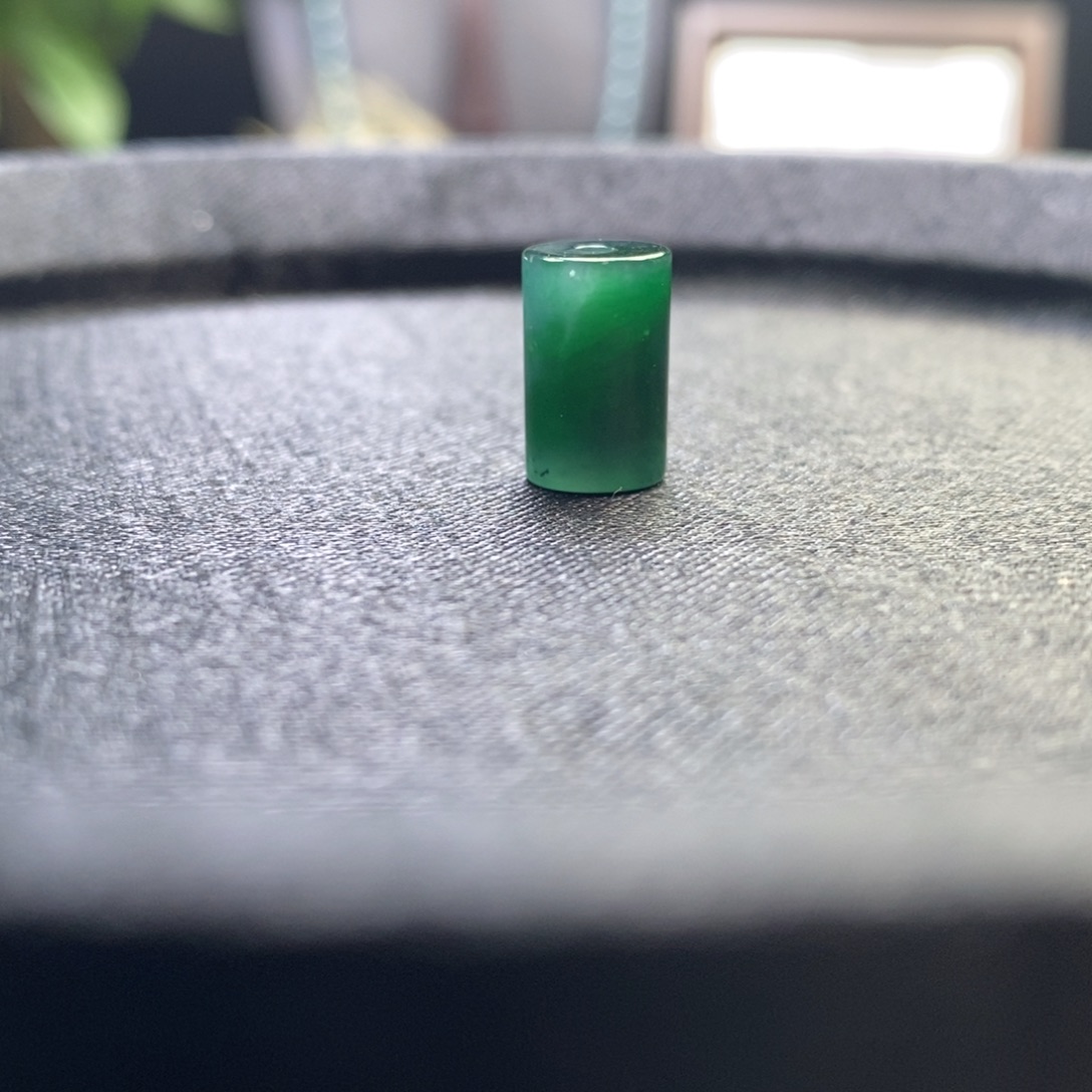 翡翠未镶嵌手链7➕*12桶珠