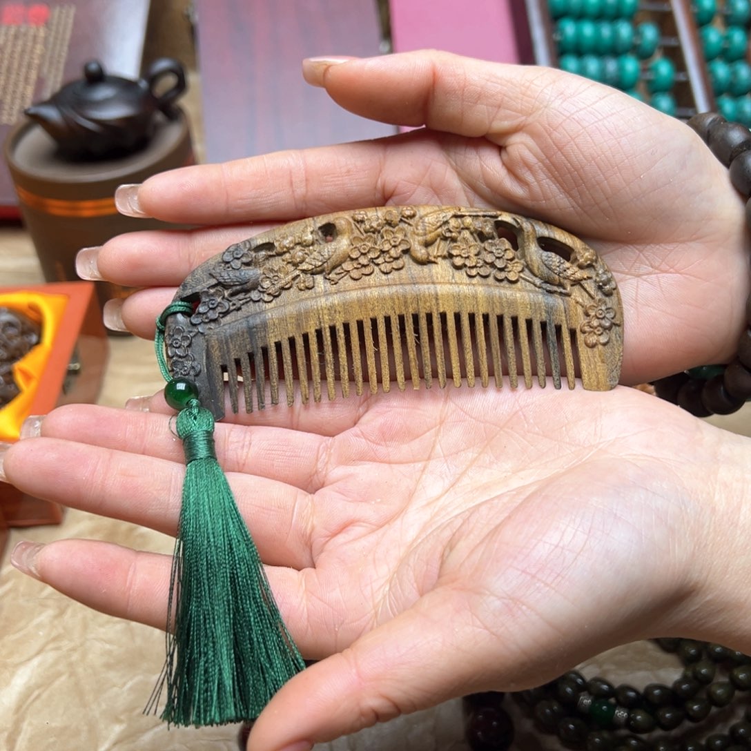 大叶紫檀（黑酸枝木类）