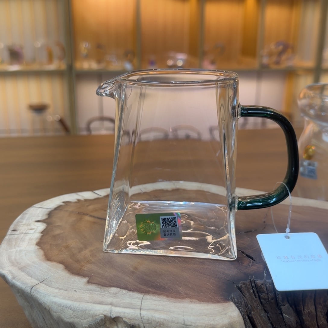 禾器翰然公道杯墨绿色