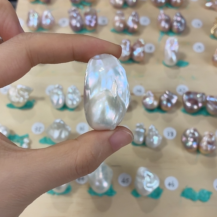 ༺***༻淡水珍珠未镶嵌颈饰