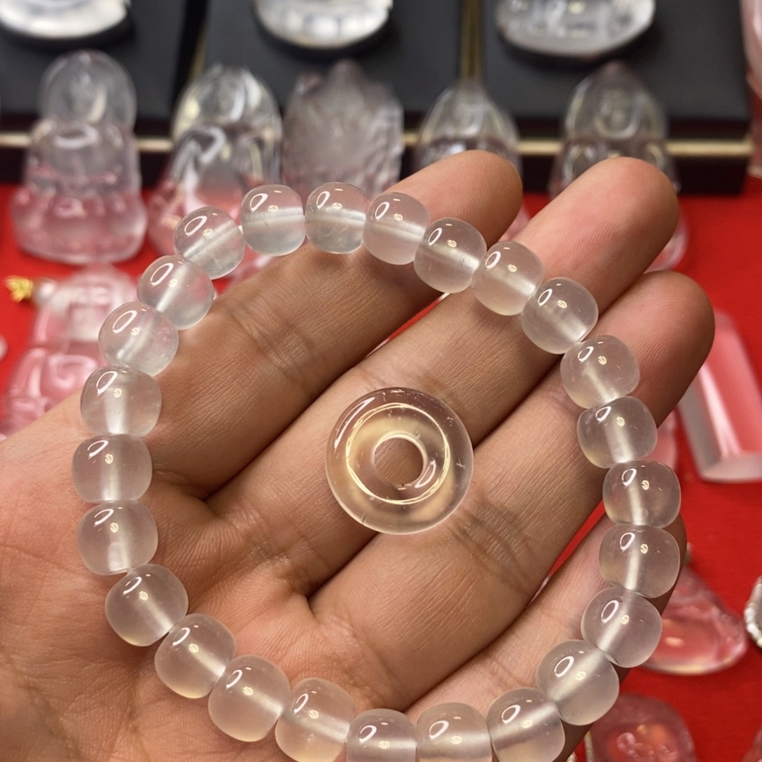 M***.石英质玉未镶嵌吊坠