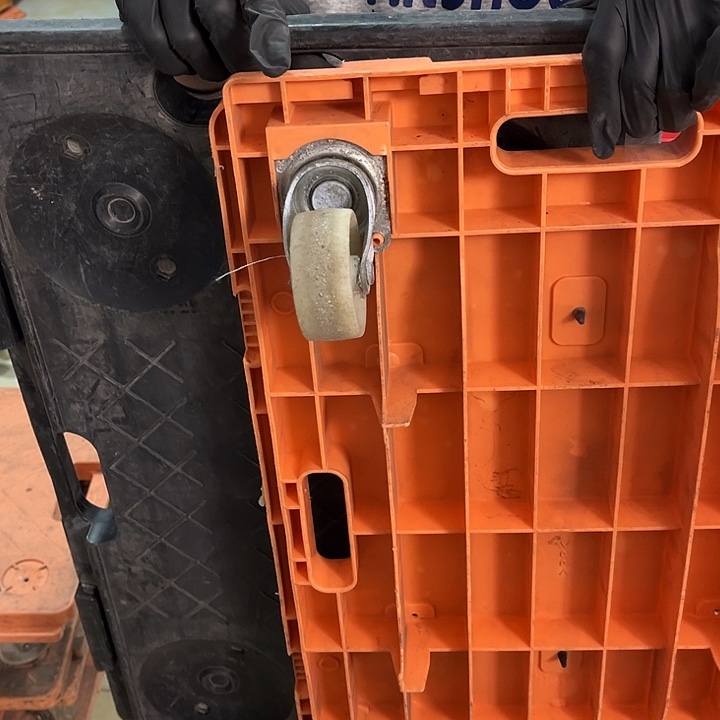 圆***械厚款家用五金工具车两个