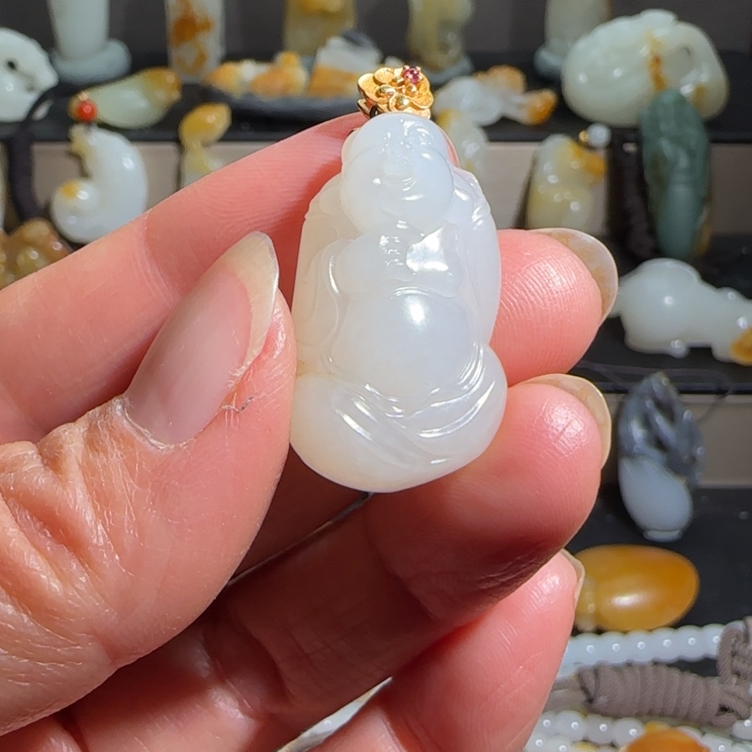 和田玉未镶嵌颈饰