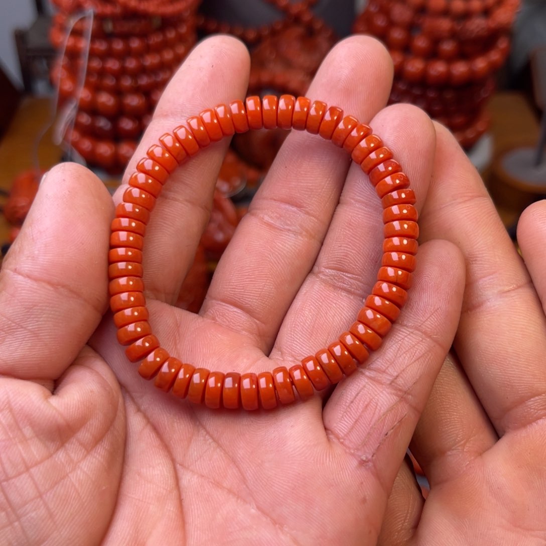 南红玛瑙瓦西精工药片单圈柿子红卡7.2mm左右未镶嵌