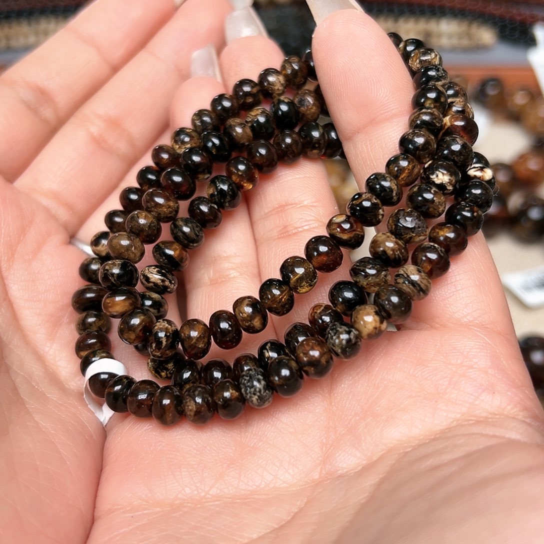 琥珀未镶嵌裸石抚顺琥珀六20483