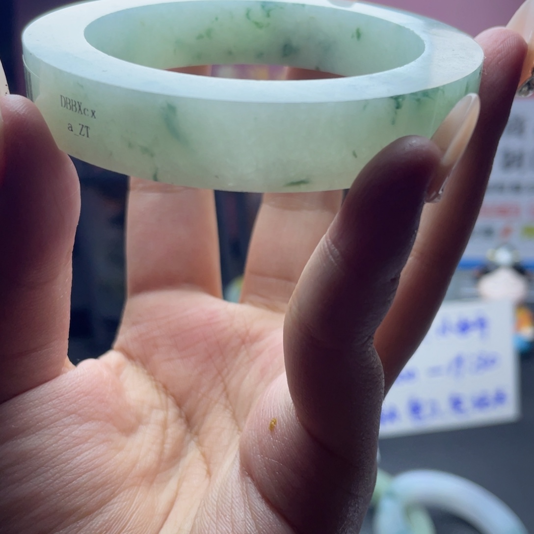 盖***沁定制翡翠未镶嵌缅A翡翠多样性发一