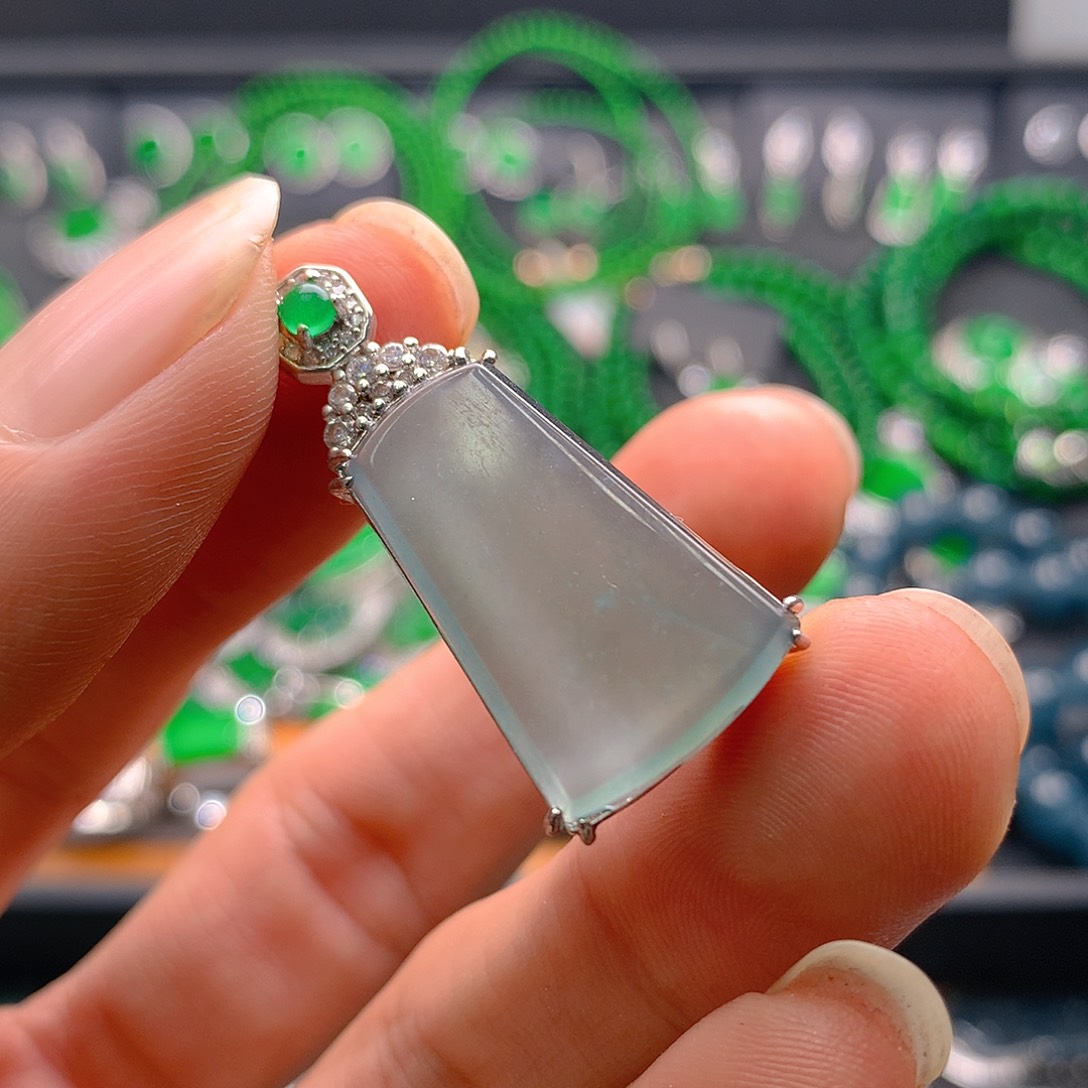 未镶嵌手链翡翠翡翠