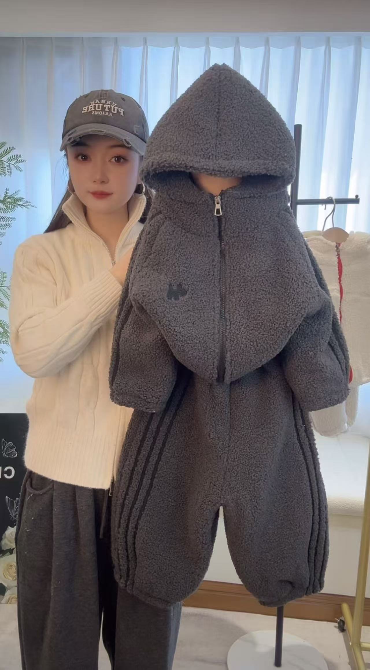 【三层夹棉加绒】儿童刺绣小马2026冬季新款加绒加厚拉链套装