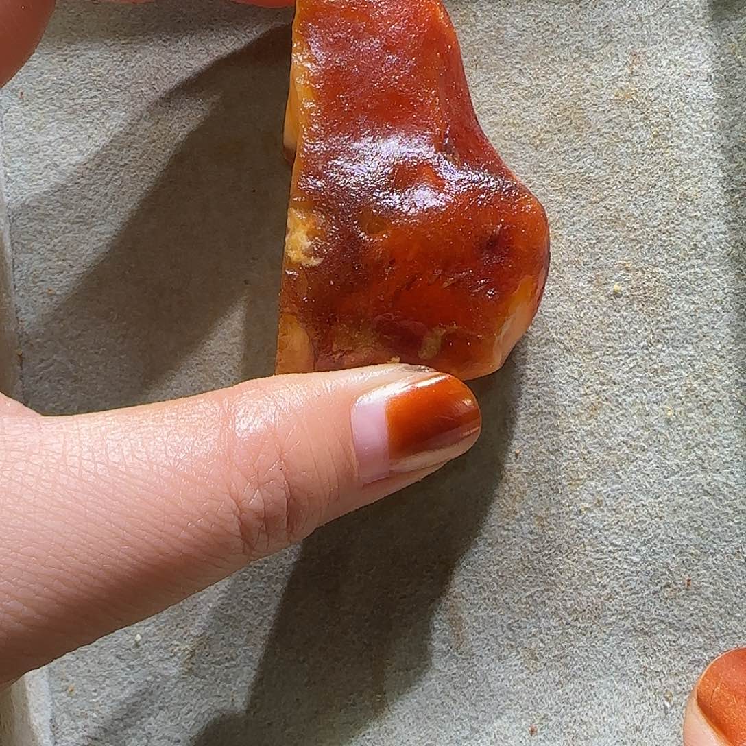 定制琥珀未镶嵌定制