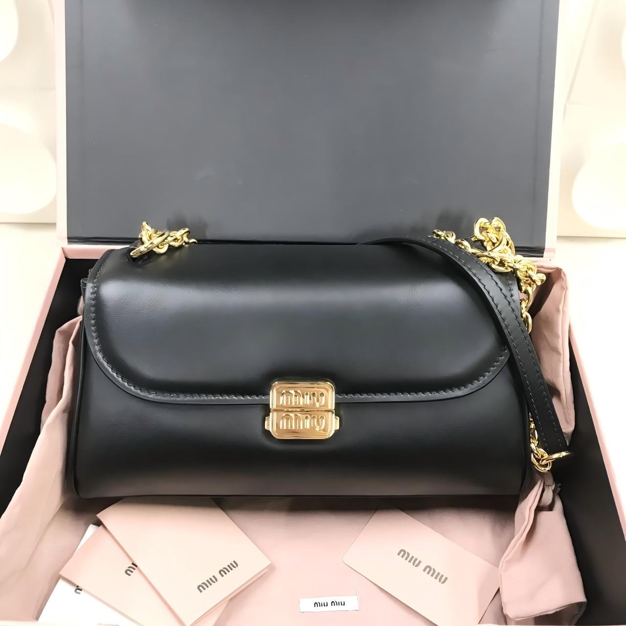 99新 MIU MIU/缪缪 /夏vv1022/单肩包/50051