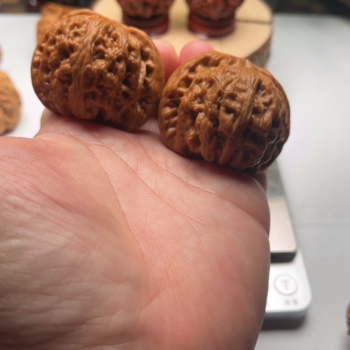 不***名核桃文玩核桃红锦鲤45